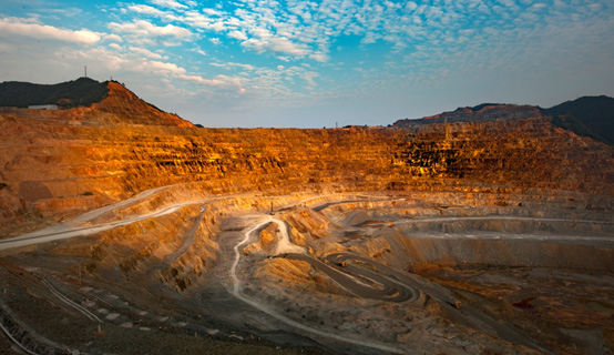 Mineral washing chemicals
